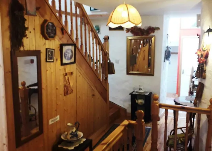 Konukevi Vaughans Pub/accommodation