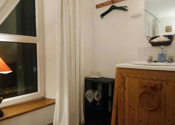 Konukevi Vaughans Pub/accommodation Clifden